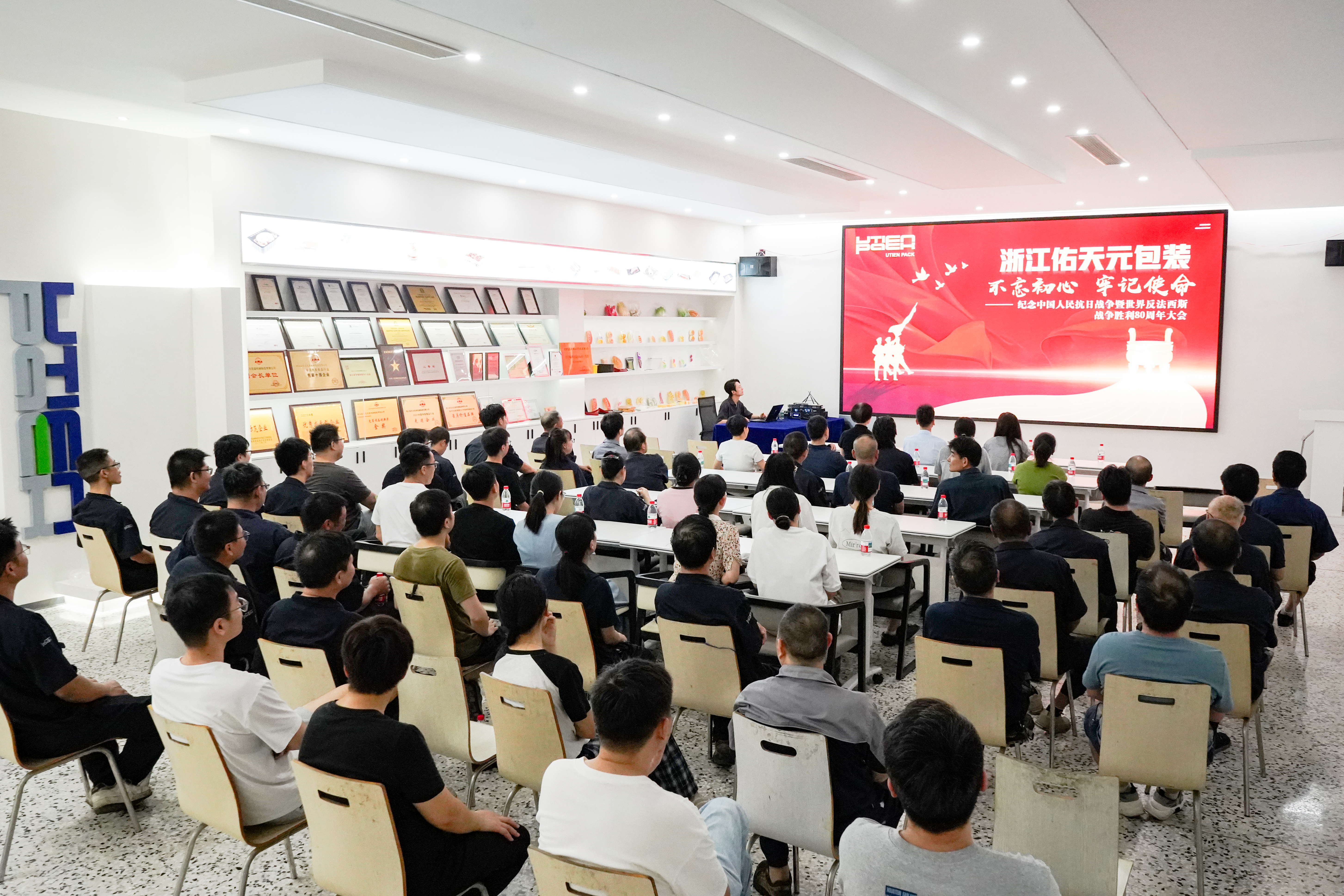 ۰黳ܽ   7163ӹٷַ֯ȫԱտıʢ